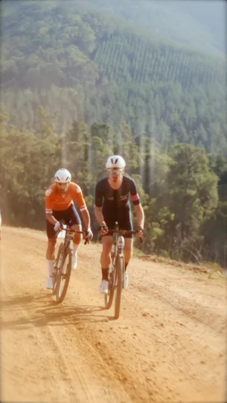 Ta qualification pour Nannup commence à Villars 🌈Participer à The Majestics, c'est aussi une possibilité de te qualifier pour les Championnats du monde. 🏆🚴🏼‍♀️🚵‍♂️Infos et inscriptions –> lien en bio ✍️___Taking part in The Majestics also gives you the chance to qualify for the World Championships. 🏆🚴🏼‍♀️🚵‍♂️Information and registration –> link in bio ✍️🎥 @nannupgravel2026 #themajestics #villars #alpesvaudoises
