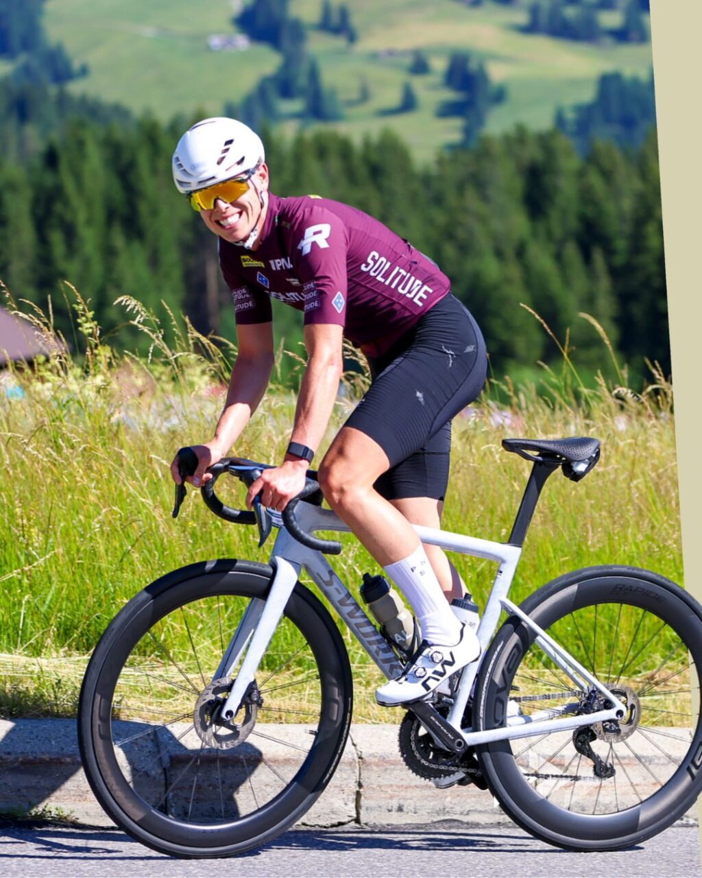 Tarifs Regulars – Last call 📣C'est le dernier jour pour profiter de ton inscription à prix réduit.Fonce dans le lien en bio, puis ajoute le weekend du 10-12 juillet dans ton TrainingPeaks.___Today is your last chance to take advantage of the discounted registration fee.Click the link in the bio, then add the weekend of 10–12 July to your TrainingPeaks.📷 @kuva.swiss #themajestics #villars #alpesvaudoises
