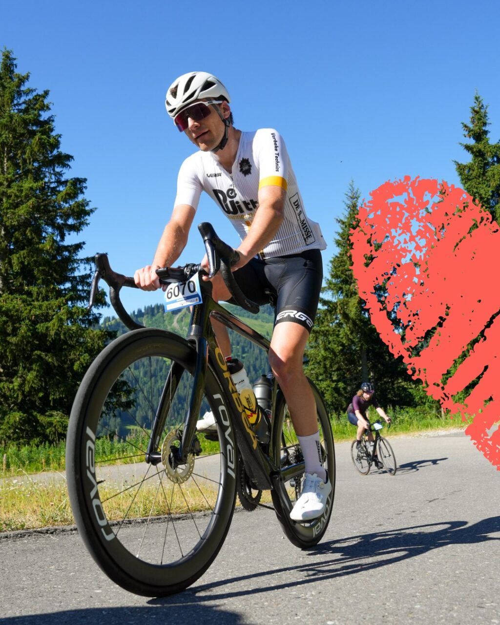 Love you all 💙

Sur route, en gravel ou en mode full gaz durant un contre-la-montre, c'est l'amour du cyclisme qui prime.

❤️

___

Whether on the road, on gravel or going full gaz during a time trial, the love of cycling primes.

❤️

📷 Kuva.swiss 

#themajestics 
#villars #alpesvaudoises