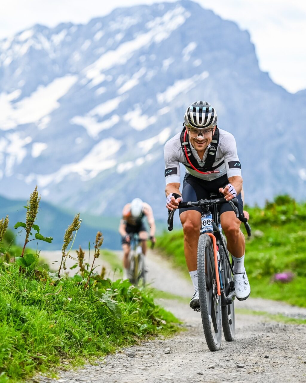 Smile 😁

Toi aussi, viens découvrir les pistes des @alpesvaudoises et repart avec un sourire jusqu'aux oreilles en y découvrant le paysage ! 🤩

Infos et inscriptions –> lien en bio

___

Come and discover the paths of the @alpesvaudoises and get a big smile on your face as you take in the scenery! 🤩

Info and registration -> link in bio

📷 @kuva.swiss 

#UCIGravelSuisse 
#alpesvaudoises 
#villars