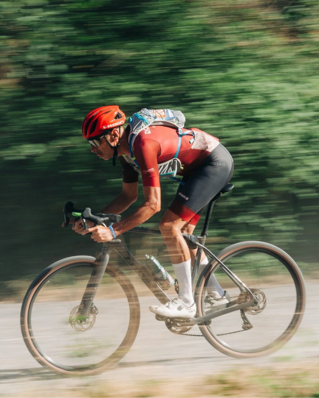 Full gaz into the week 🚴🏼‍♀️💨

The Majestics, ce sont 3 courses pour un weekend #fullgazz dans les @alpesvaudoises.

Contre-la-montre, granfondo et gravel. Le triptyque te permettant à chaque fois de décrocher ta qualification pour les Championnats du Monde de la discipline. 🌈 🏆

Infos et inscriptions –> lien en bio !

___

The Majestics are three races for a #fullgazz weekend in the @alpesvaudoises.

Time trial, granfondo and gravel. The trio allowing you to qualify for the World Championships in each discipline. 🌈 🏆

Info and registration –> link in bio!

📷 @alexandrablumvisuals 

#themajestics 
#villars #alpesvaudoises