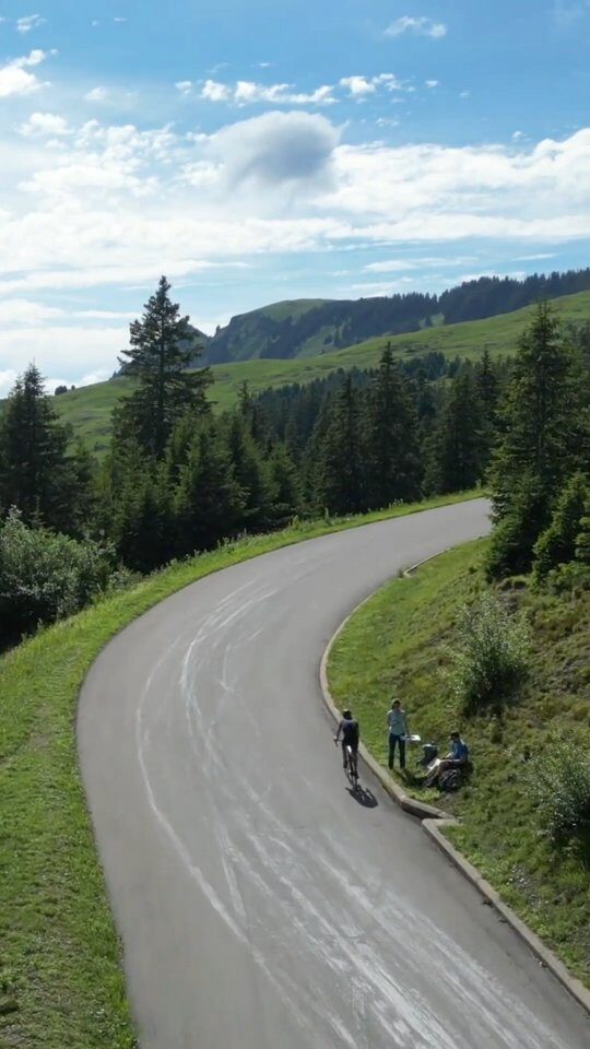 Tarifs Starters –> 11.01.2026 🔚👀

Il est encore temps de faire une bonne affaire ... et même trois si tu comptes t'inscrire au contre-le-montre, au granfondo et à la course gravel.

Infos et inscriptions –> lien en bio

___

There's still time to get a great deal... or even three, if you plan to sign up for the time trial, the granfondo and the gravel race.

Information and registration –> link in bio

#themajestics 
#villars #alpesvaudoises